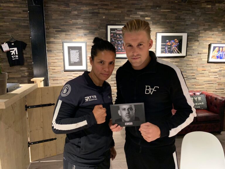 Boxing Stars –  Matsoe Matsoe traint bij Marichelle